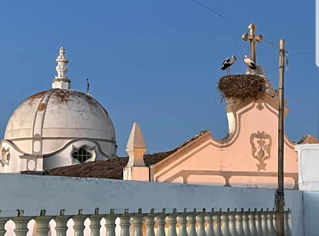 Olhaomirante Guesthouse Exterior photo